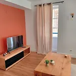 Renovated Apartment, Hyper Center, Private Parking